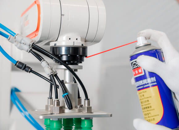 Robot under maintence