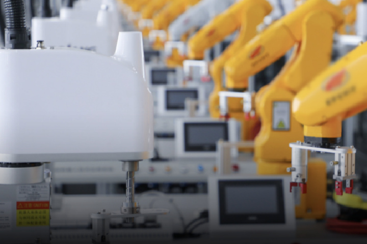 Palletizing robots in the Electronics Industry
